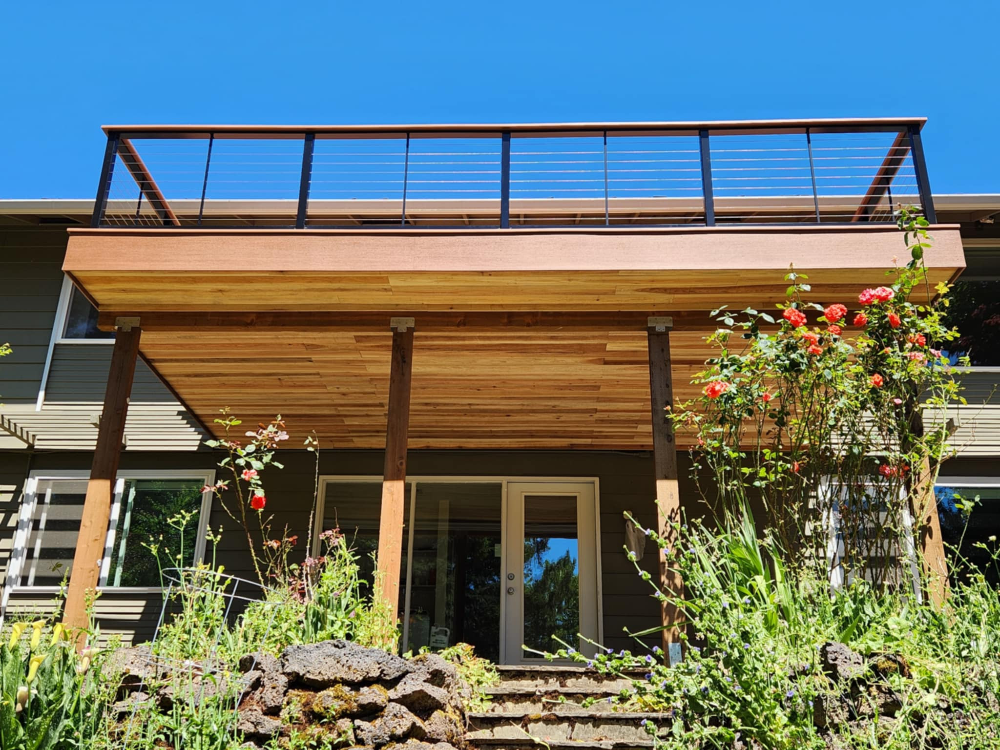 PVC Deck with cable railing and cocktail rail