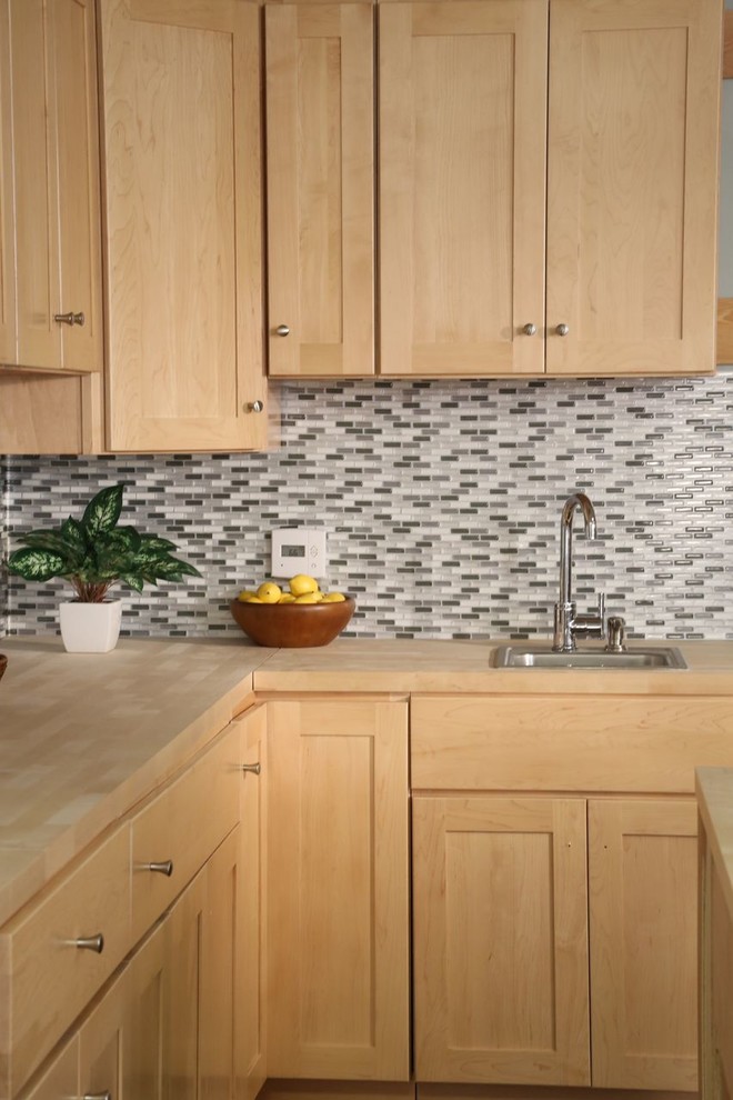Findley & Myers Soho Maple Kitchen Detroit by To