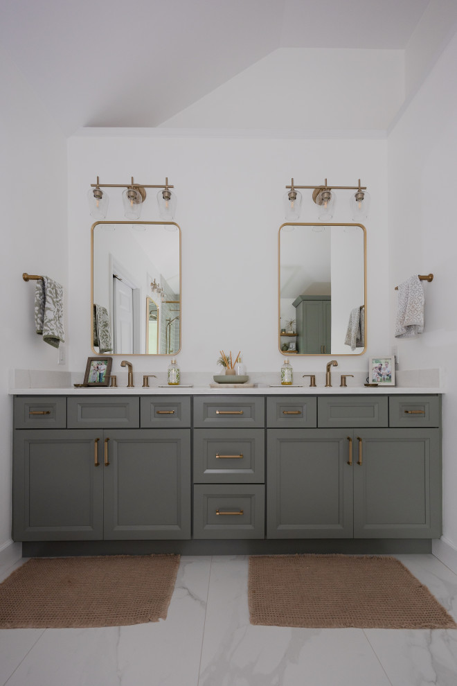 Luxury Master Bathroom & Custom Walk-In Closet Woodstock