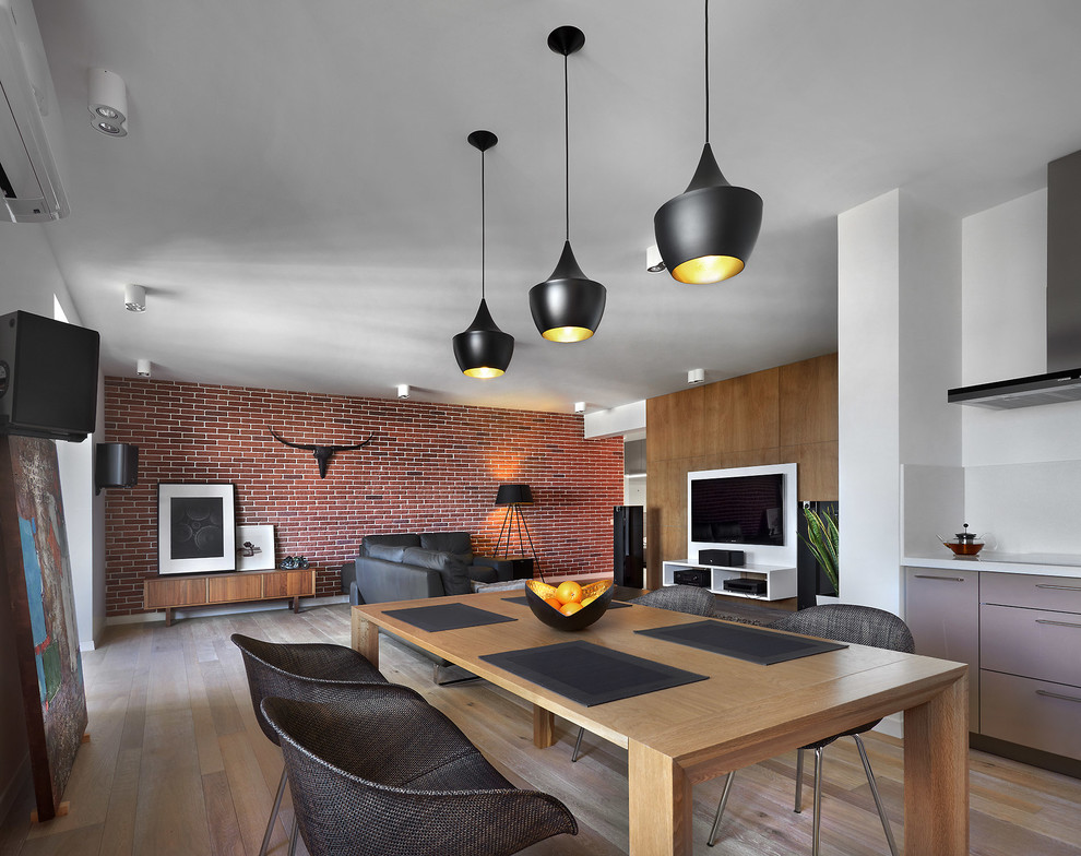 Астон Плаза в Екатеринбурге от студии Hot Walls