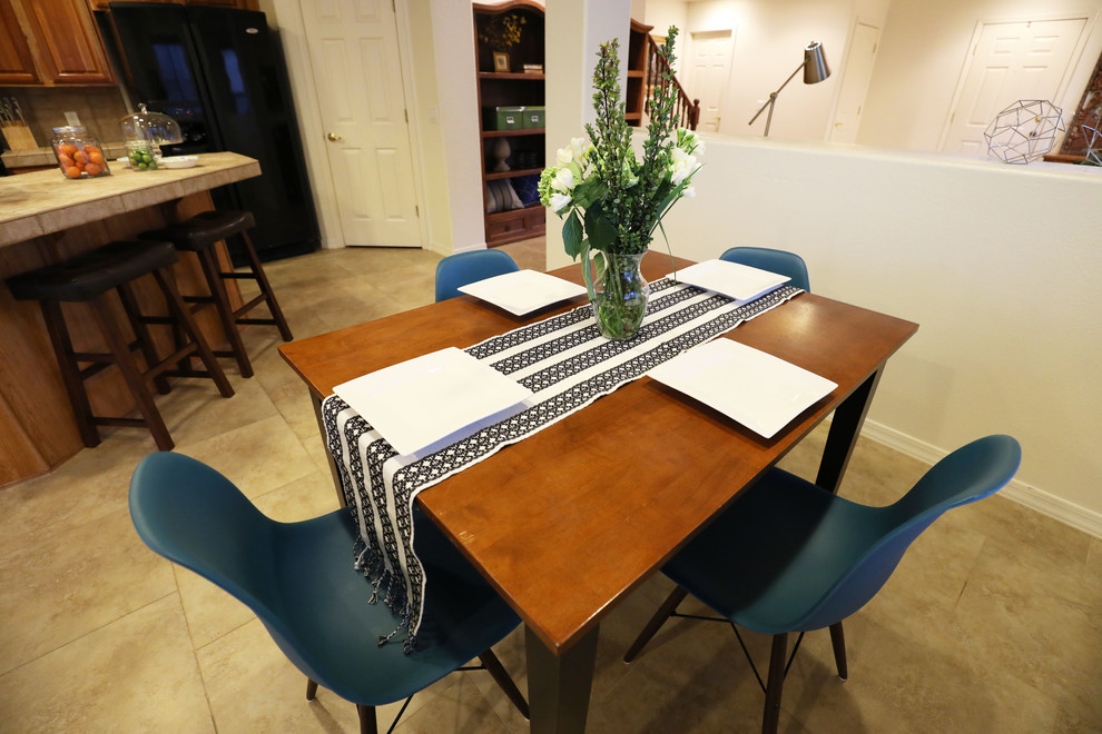 Inspiration for a transitional home design remodel in Phoenix