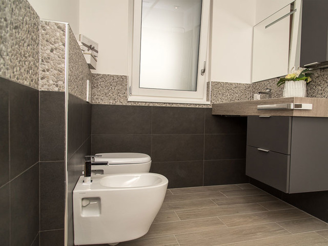 Casa unifamiliare Dalmine contemporary-bathroom
