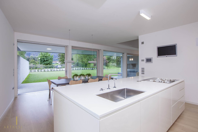 Vega Polished - Tailor made modern-kitchen