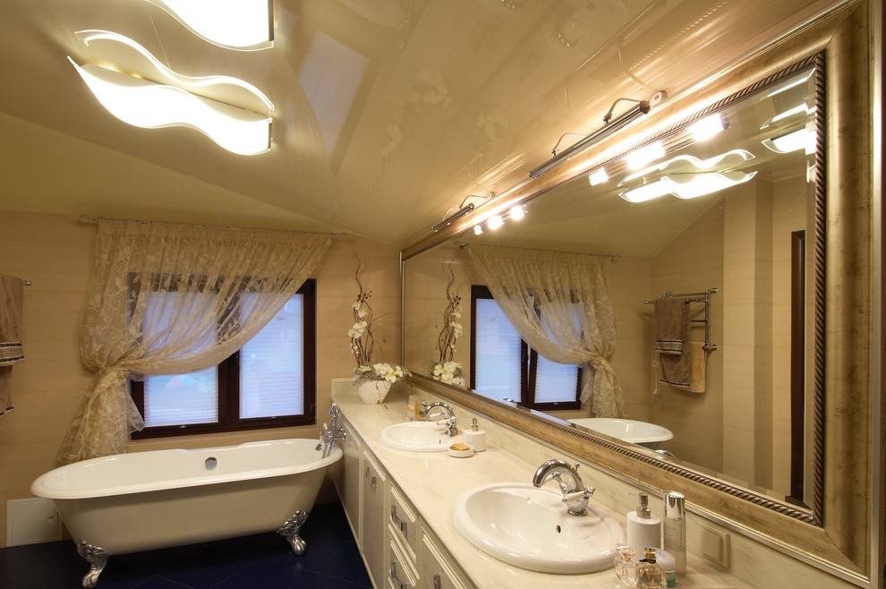 Дом из дерева в современном стиле