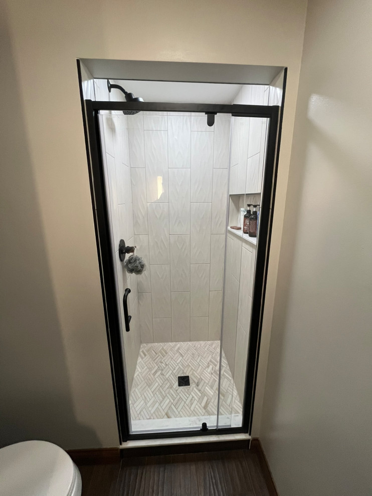 Inviting small bath