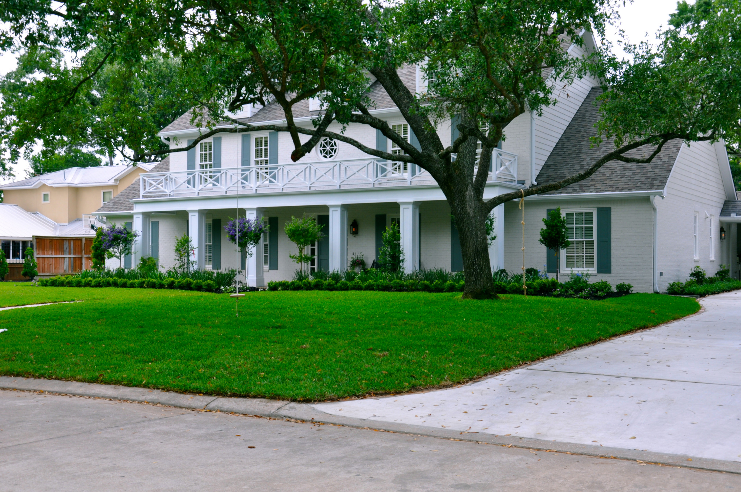 Front yard landscape projects
