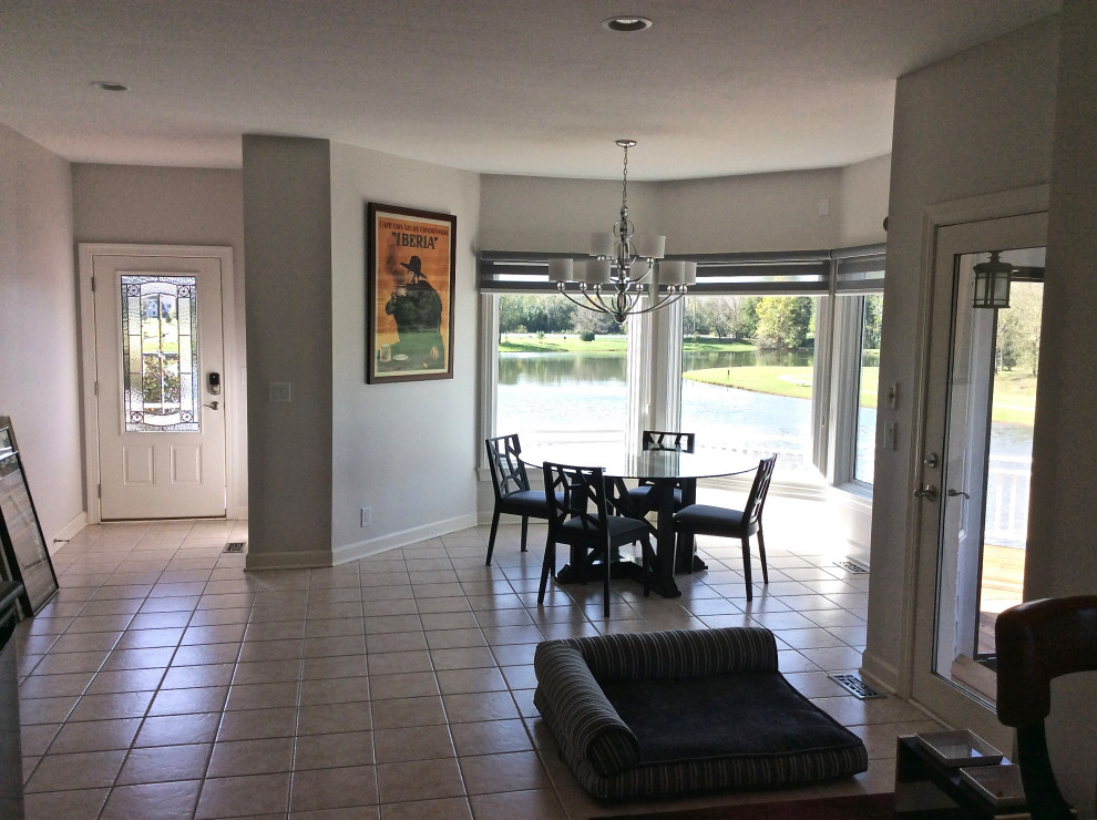 Inspiration for a transitional dining room remodel in Indianapolis