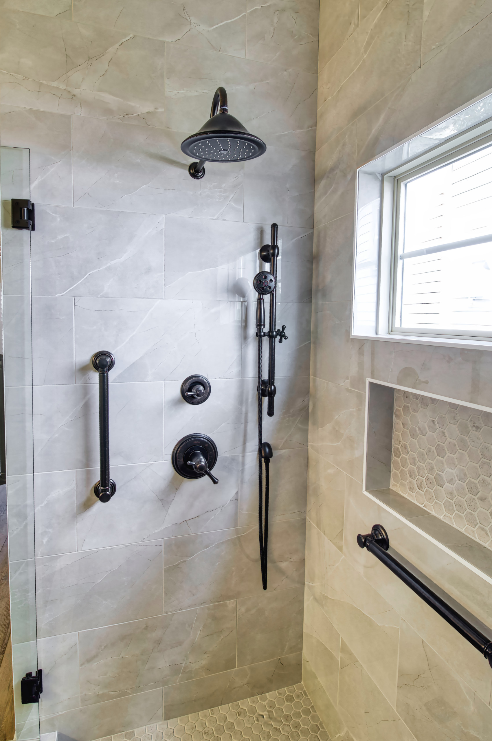 Nolensviile Wetbar, Kitchen, LR & Master Bath