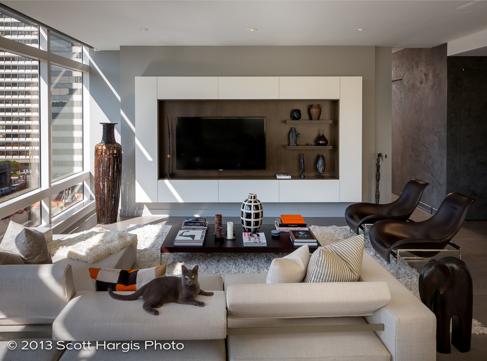 Photo of a contemporary living room in San Francisco.