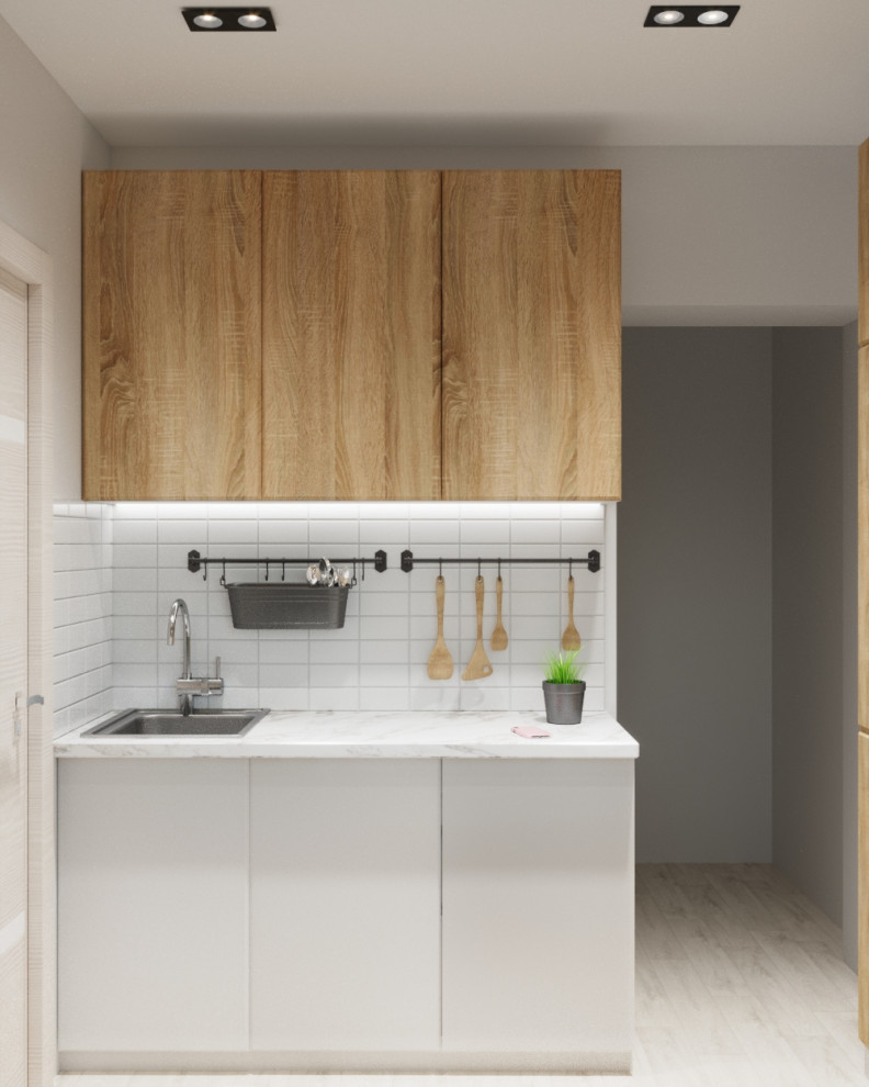 Кухня 4,5 м2 с двумя дверными проемами