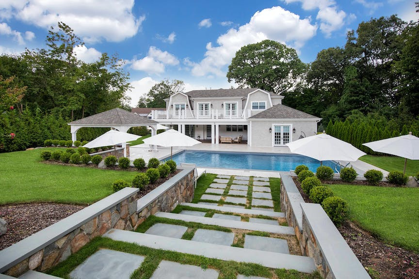 Example of a transitional pool design in New York