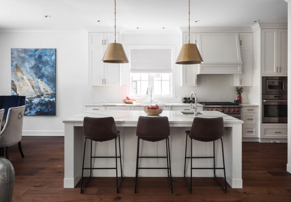 Kitchen - transitional kitchen idea