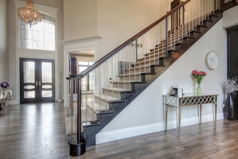 Home design - transitional home design idea in Chicago