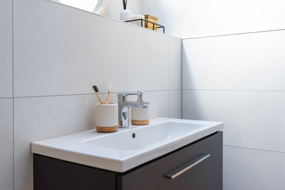 Mill House - New Buid - Stage to Sell