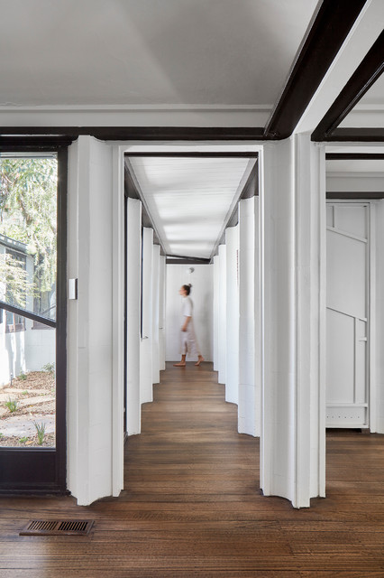 Heritage Renovation craftsman-hall