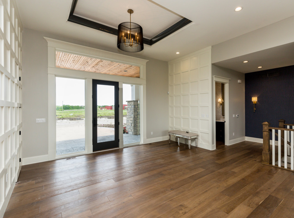 Entryway - transitional entryway idea in Cedar Rapids