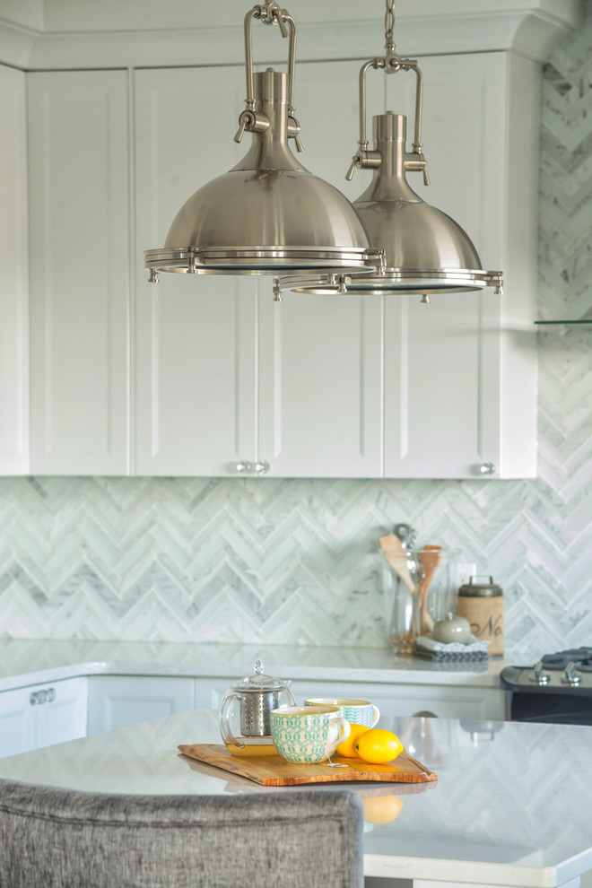 Inspiration for a transitional kitchen remodel in Toronto