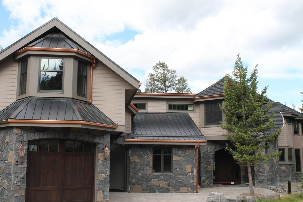 Home design - transitional home design idea in Calgary