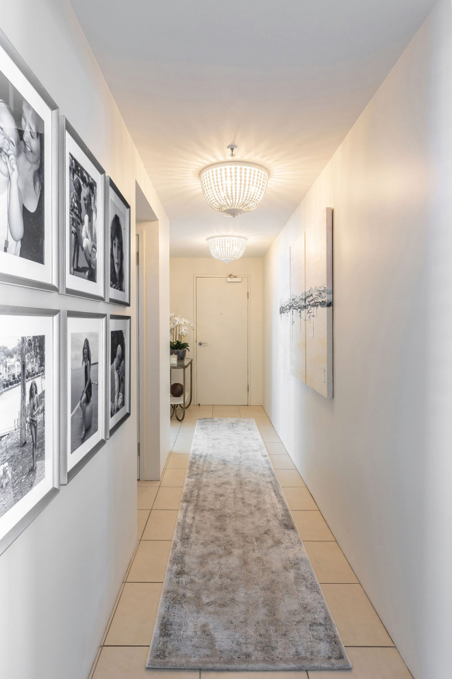 This is an example of a contemporary hallway in Gold Coast - Tweed.