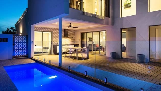 Inspiration for a contemporary exterior in Perth.