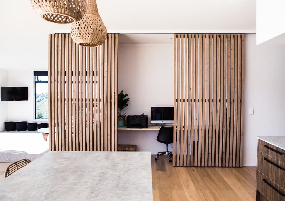 This is an example of a contemporary home office in Christchurch.
