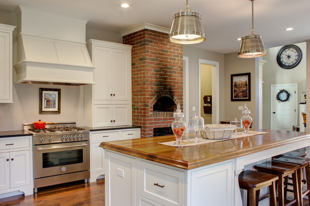 Example of a transitional kitchen design in Boston