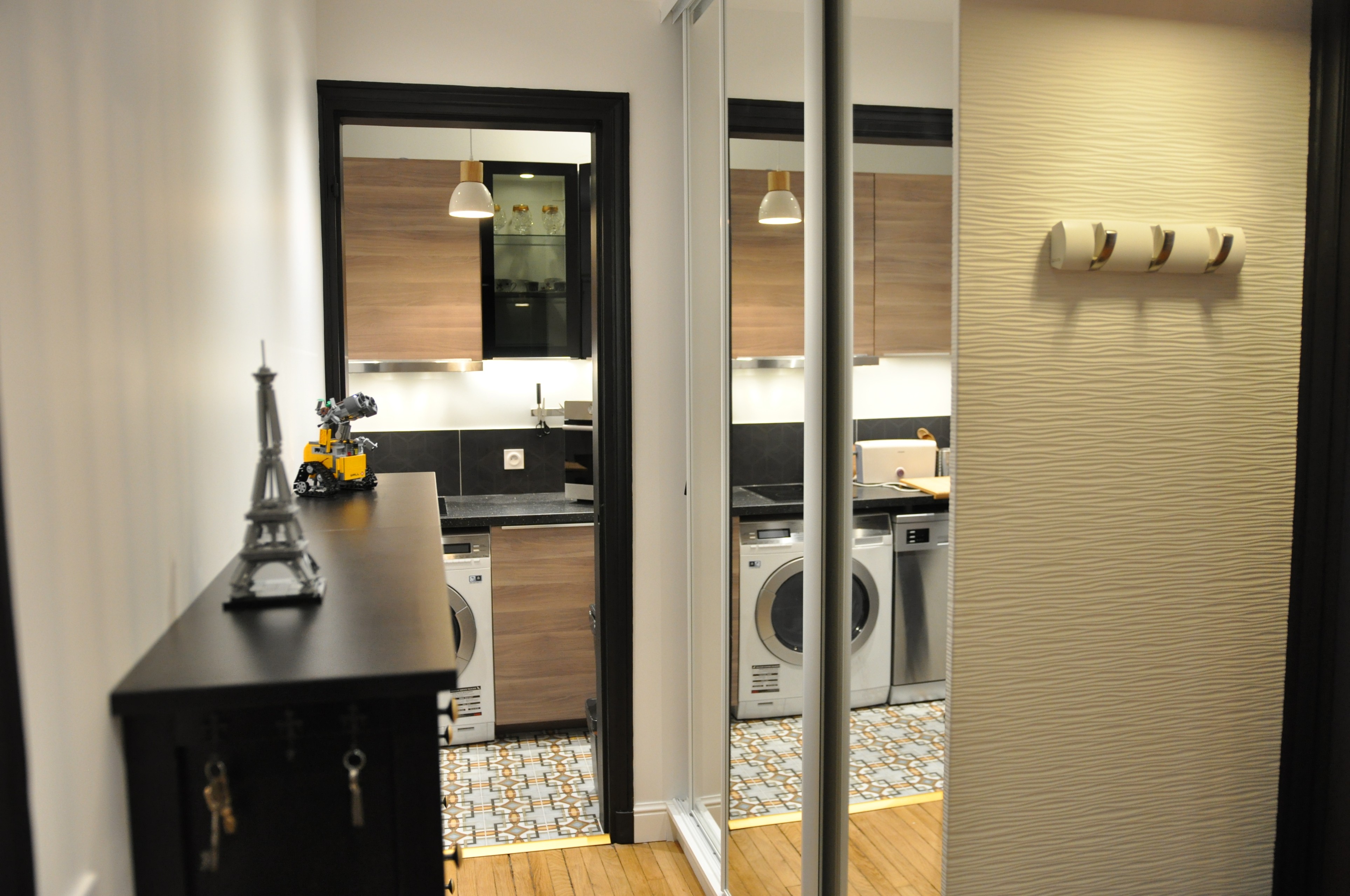 noir et blanc , doré.