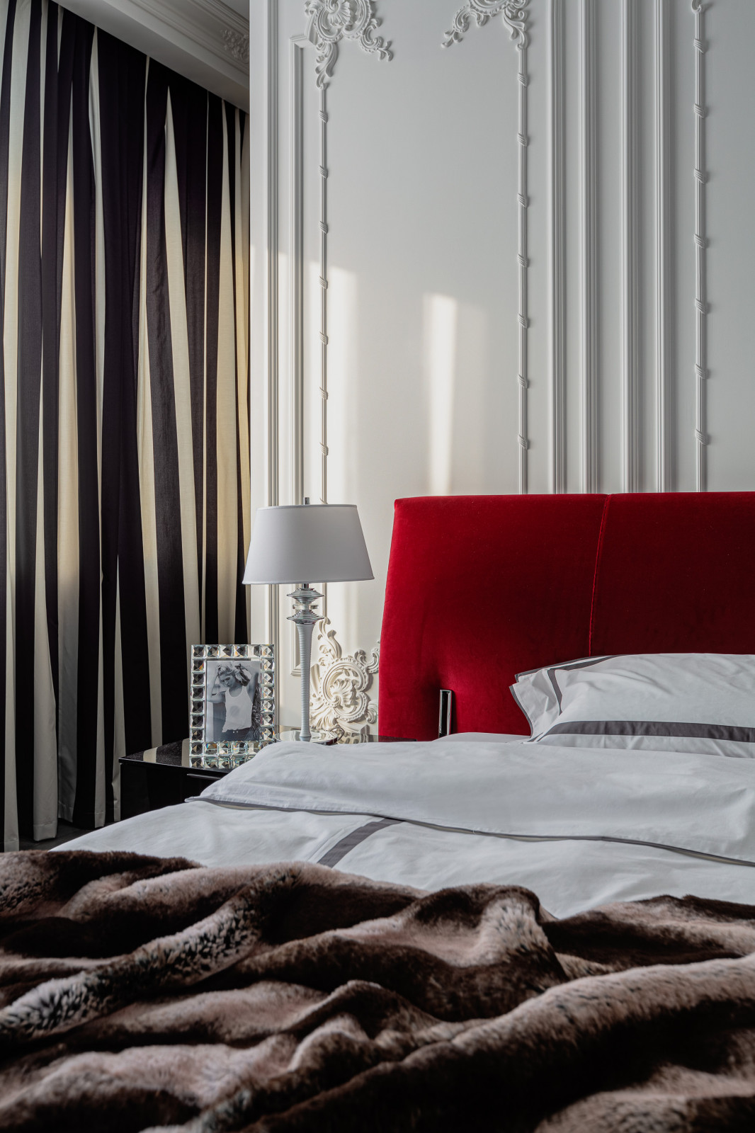 НЕКЛАССИЧЕСКАЯ КЛАССИКА. СПАЛЬНЯ