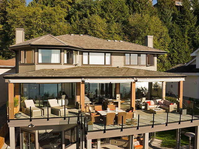 Meadfeild Renovation trendy-hus-og-facade