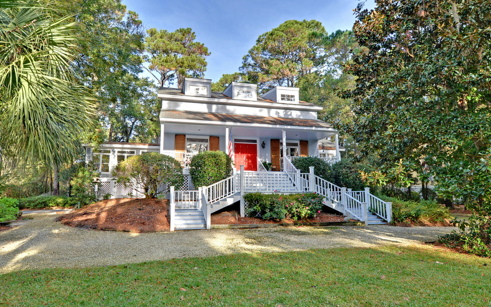 Inspiration for a timeless exterior home remodel in Atlanta