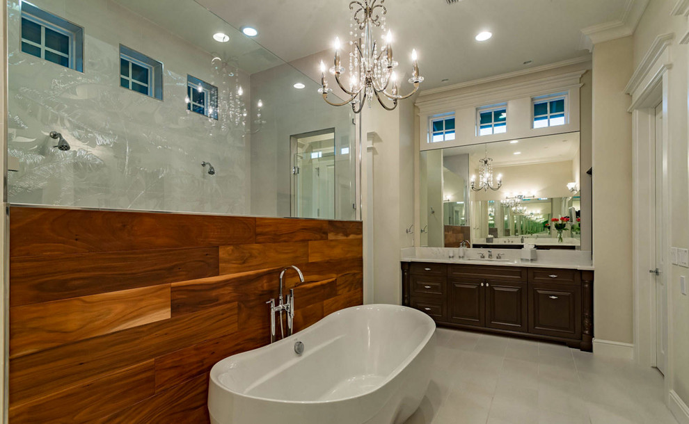 Example of a transitional bathroom design in Phoenix