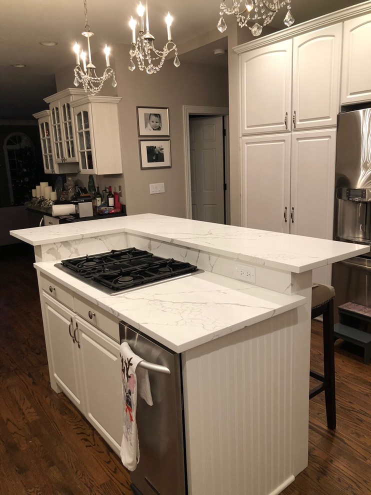 Inspiration for a mediterranean kitchen remodel in Chicago