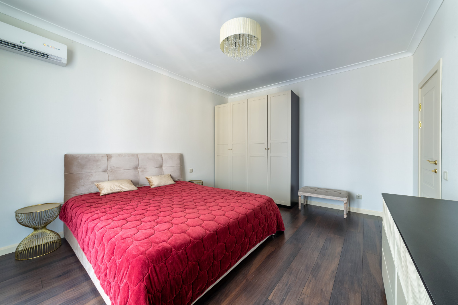 Квартира на Мосфильмовской