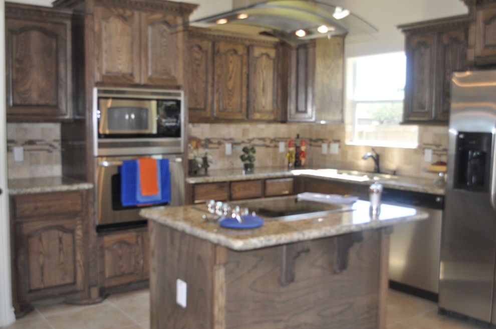 Inspiration for a transitional home design remodel in Austin