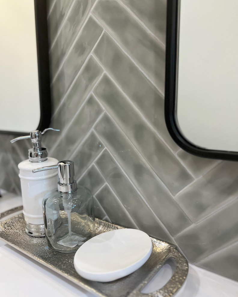 Valley Cottage, Bathroom