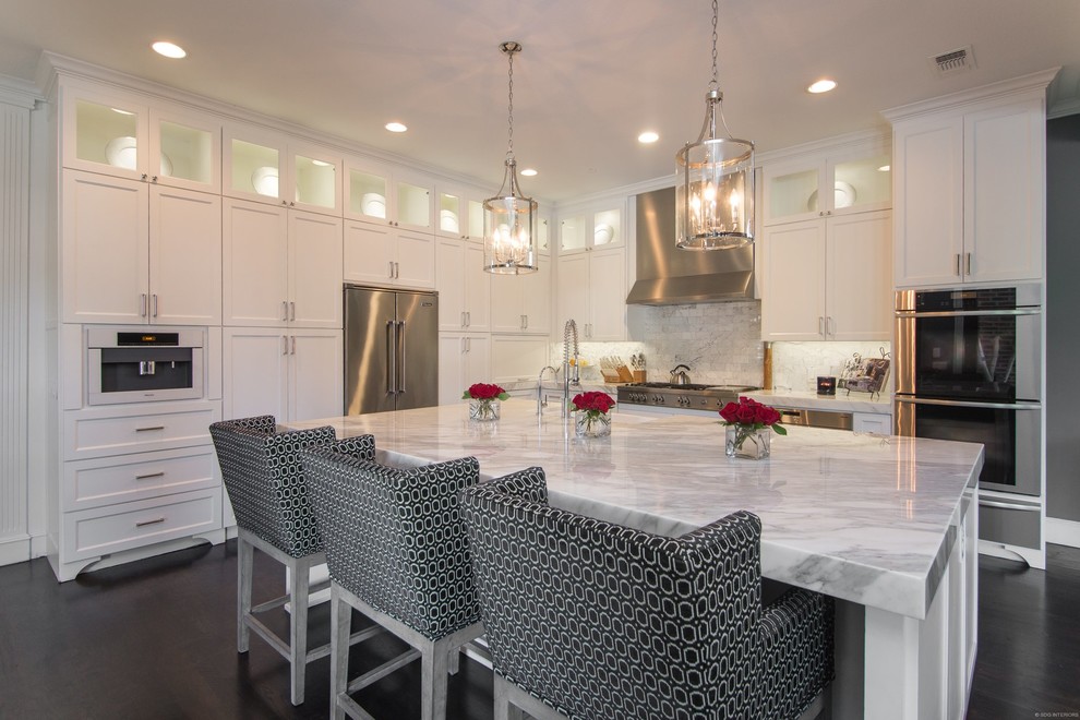 Inspiration for a transitional kitchen remodel in Miami