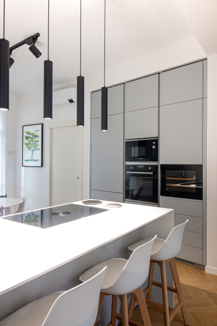 Casa Gi&ugrave; | Cucina minimalistisch-kueche