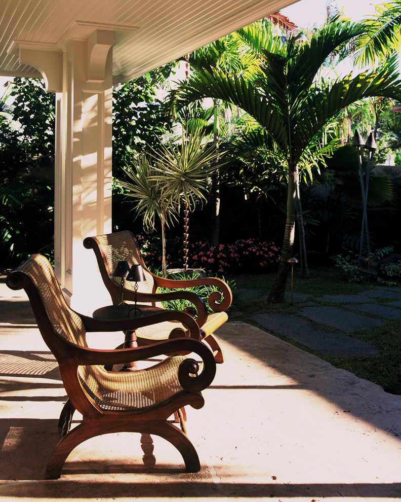 This is an example of a tropical patio in Hawaii.