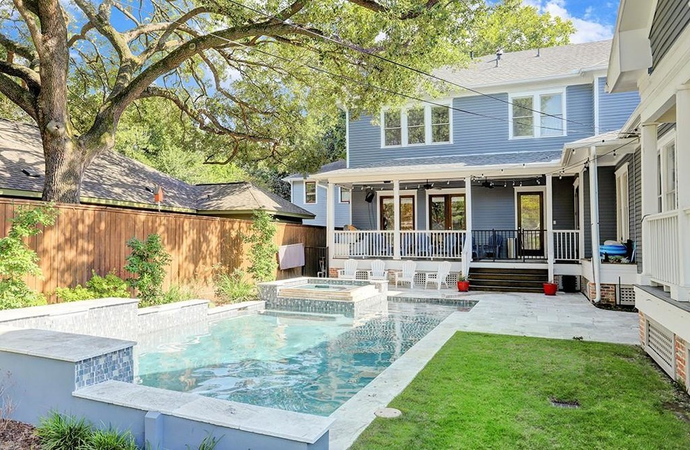 Photo of a traditional pool in Houston.