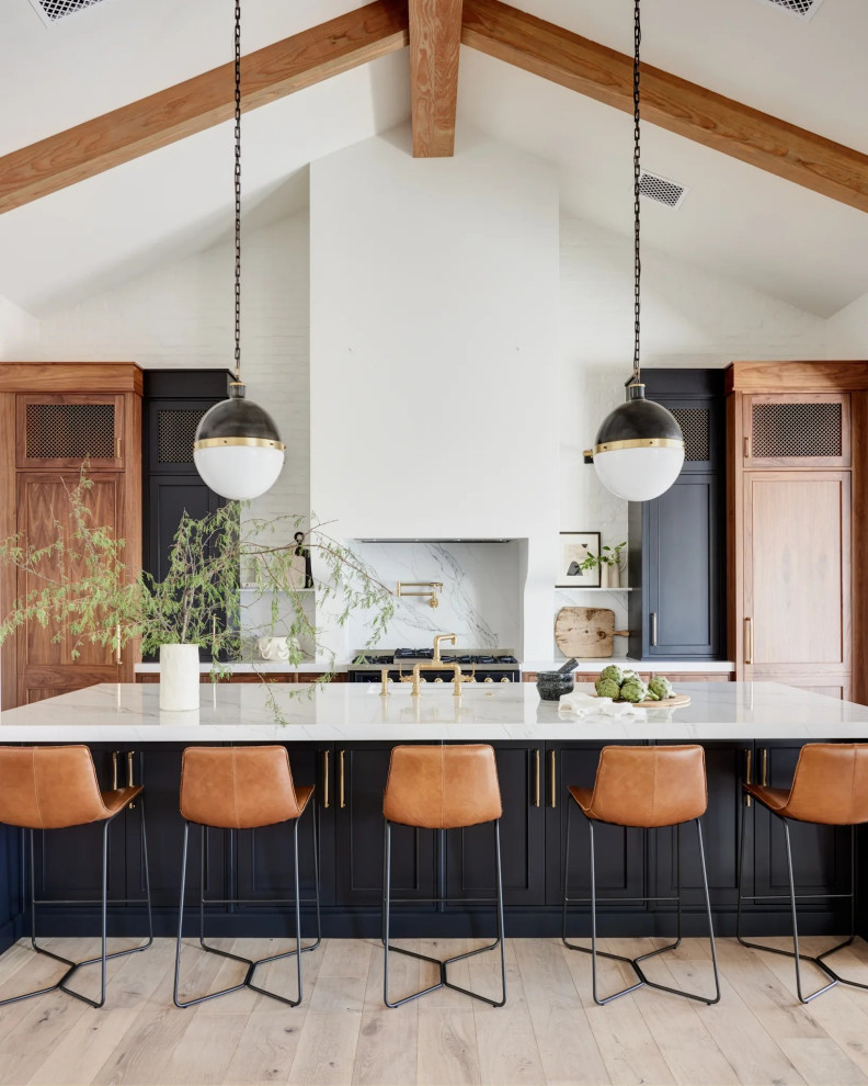 Inspiration for a transitional home design remodel in Phoenix