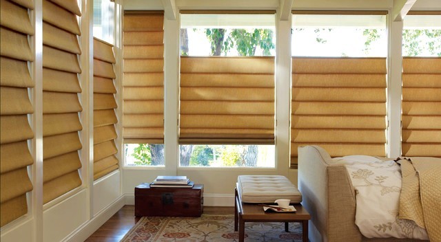 Home design - rustic home design idea in Toronto