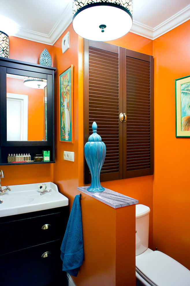 Яркий санузел