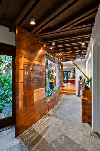 Contemporary Hall trendy-gang
