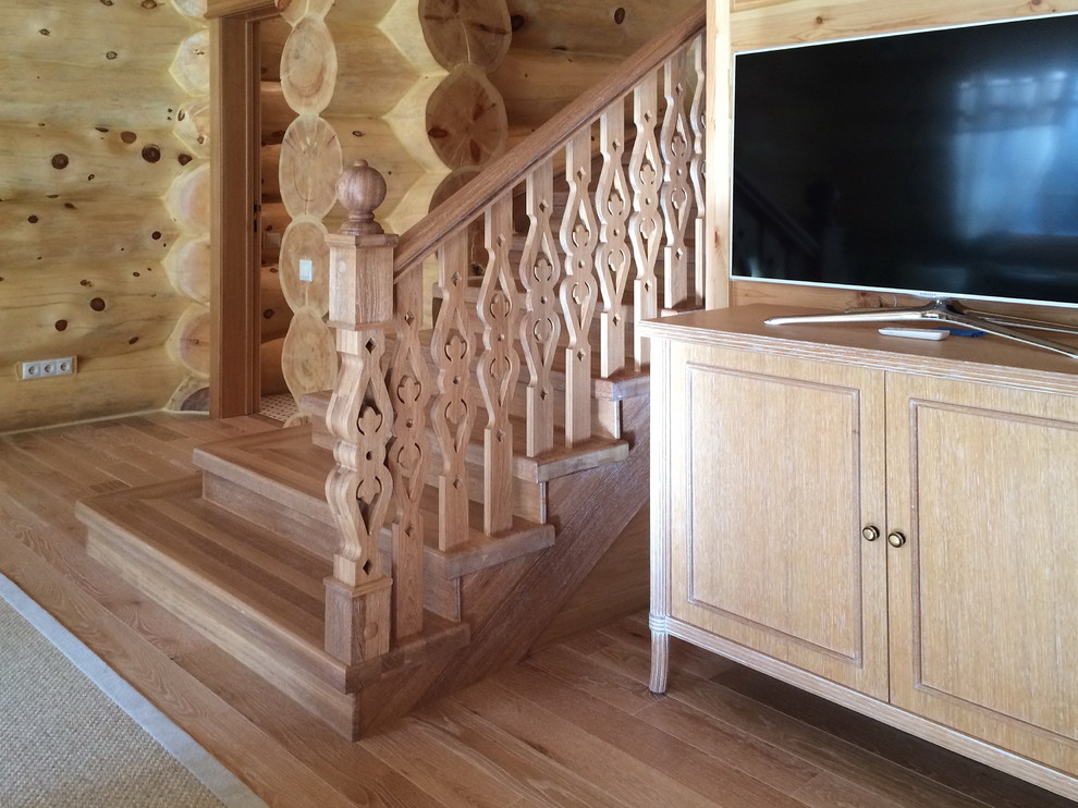 Design ideas for a country staircase in Moscow.