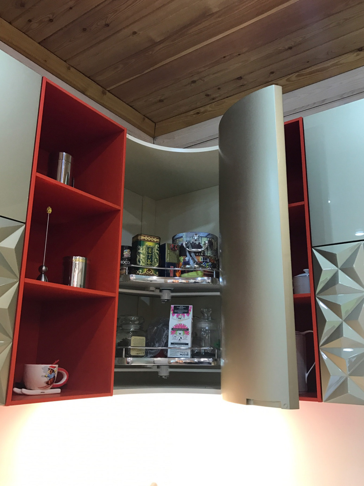 Кухня в деревянном доме в КП" Новоархангельское"