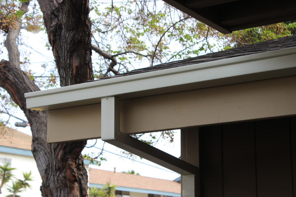 Gutters Installations In Los Angeles Is Our Stock In Trade And We Have The Expertise To Do The Best Of Jobs If You How To Install Gutters Gutters Diy Gutters