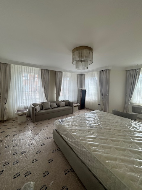 Full refurbishment works of high-end resident at Mayfair (x6 Bedroooms)