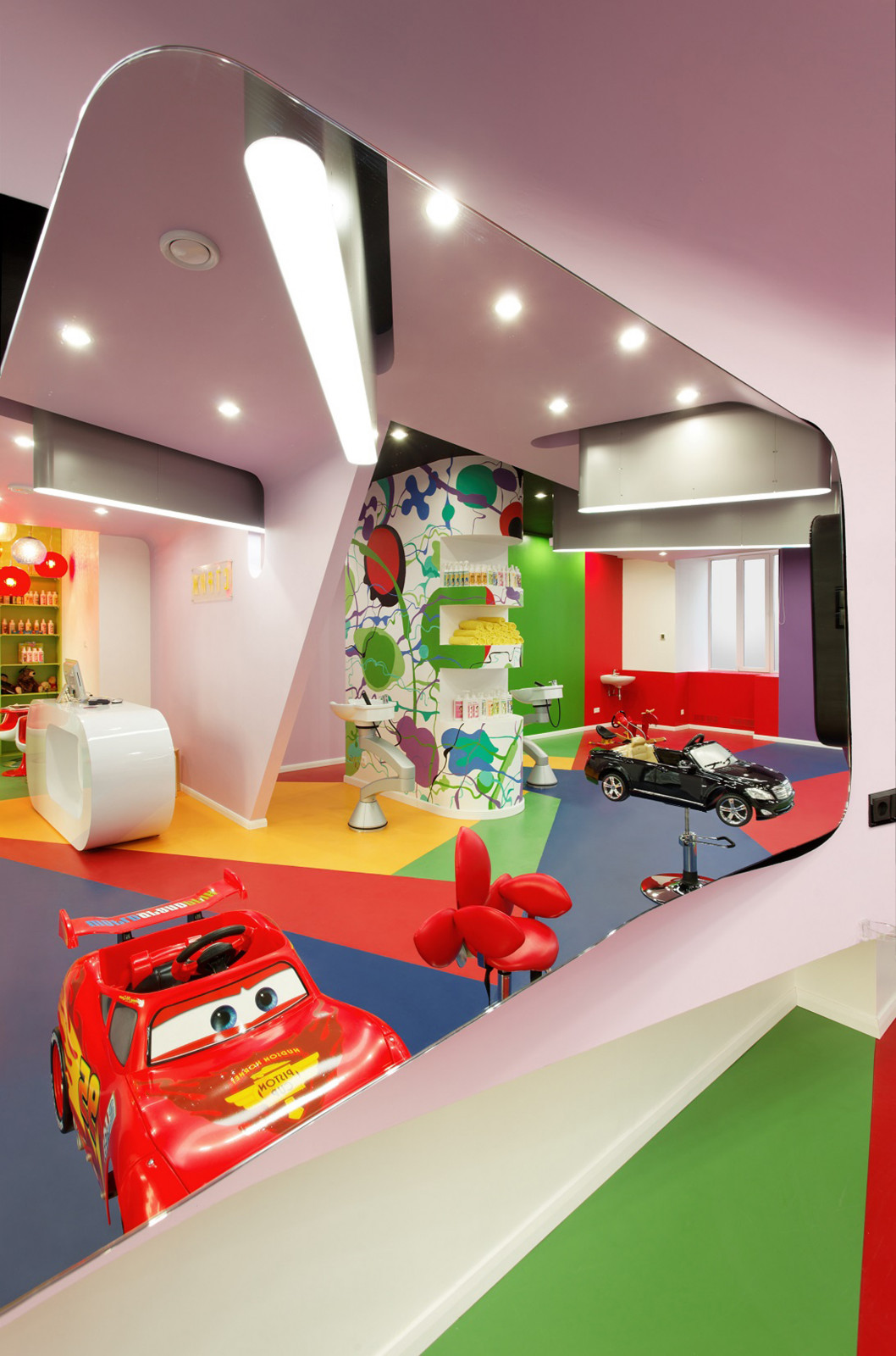 Детский салон красоты