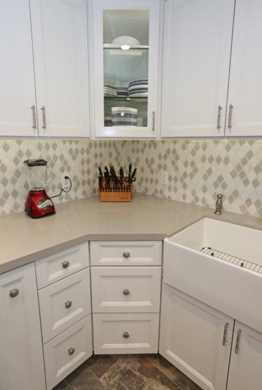 Transitional kitchen photo in Orange County