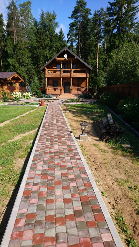 Нахабино - мощение тротуарной плиткой.